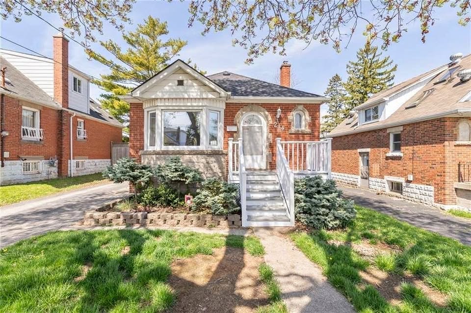 214 East 19th Street - 2