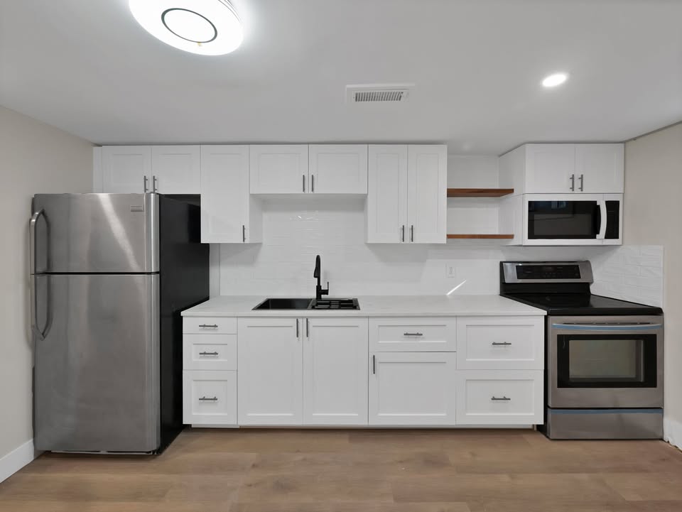 597 Upper Ottawa Street - 2